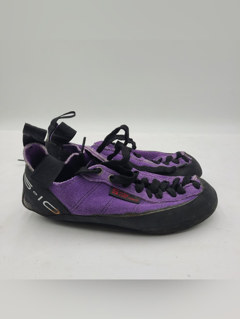 B34 5.10 Five Ten Stealth C4 Mens 4.5 Purple Suede Rock Climbing Shoes USA